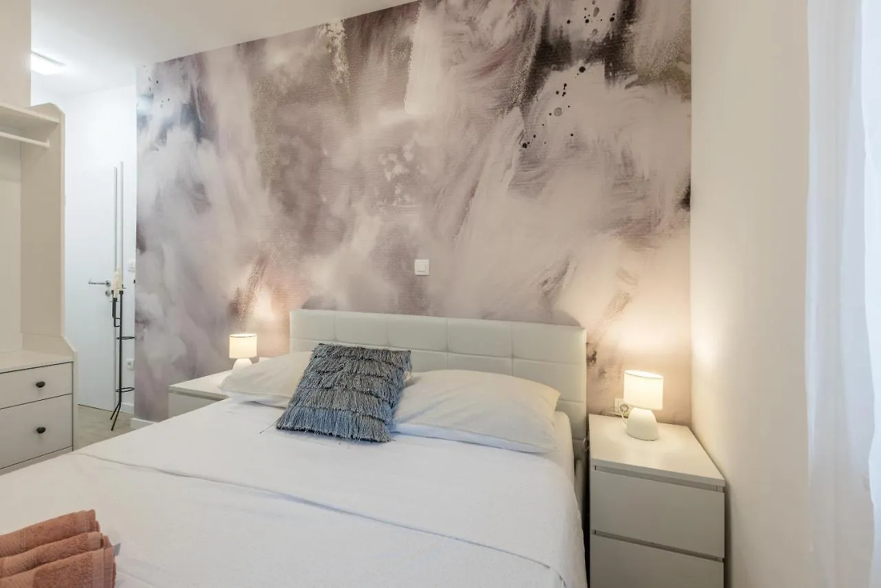 Mila Apartment Kastela
